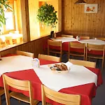Sporti Vandrerhjem