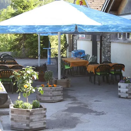 Sporti Albergue *